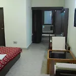Hotel Raj