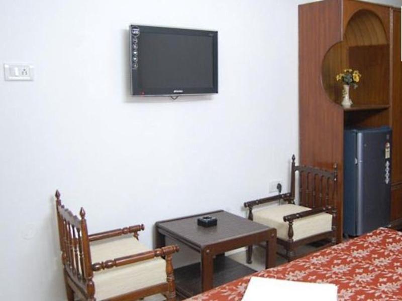 Raj Hotel Lucknow
