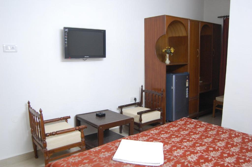 Raj Hotel Lucknow
